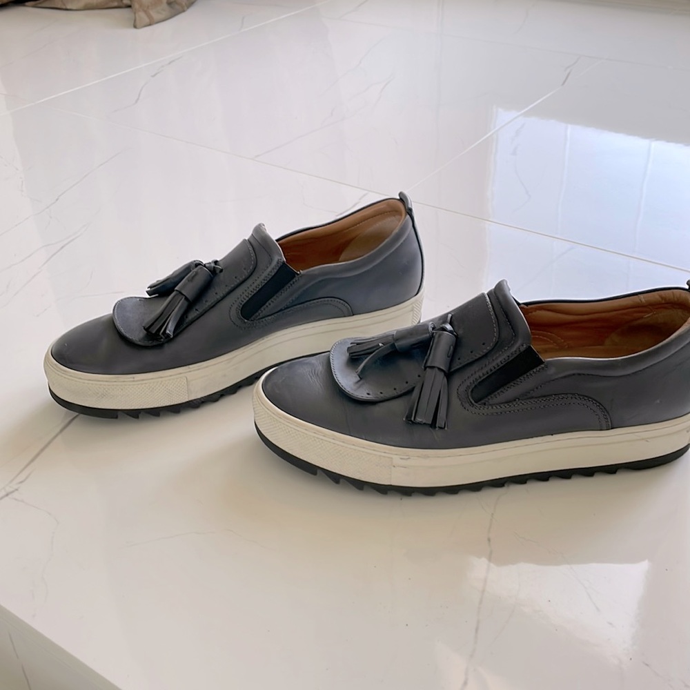 Salvatore Ferragamo Lucca Tassled Leather Shoes